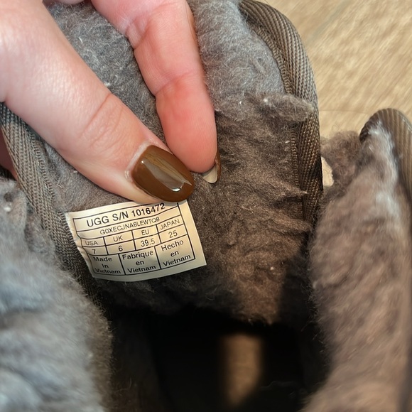 UGG Men’s Neumel Boot - Picture 5 of 6